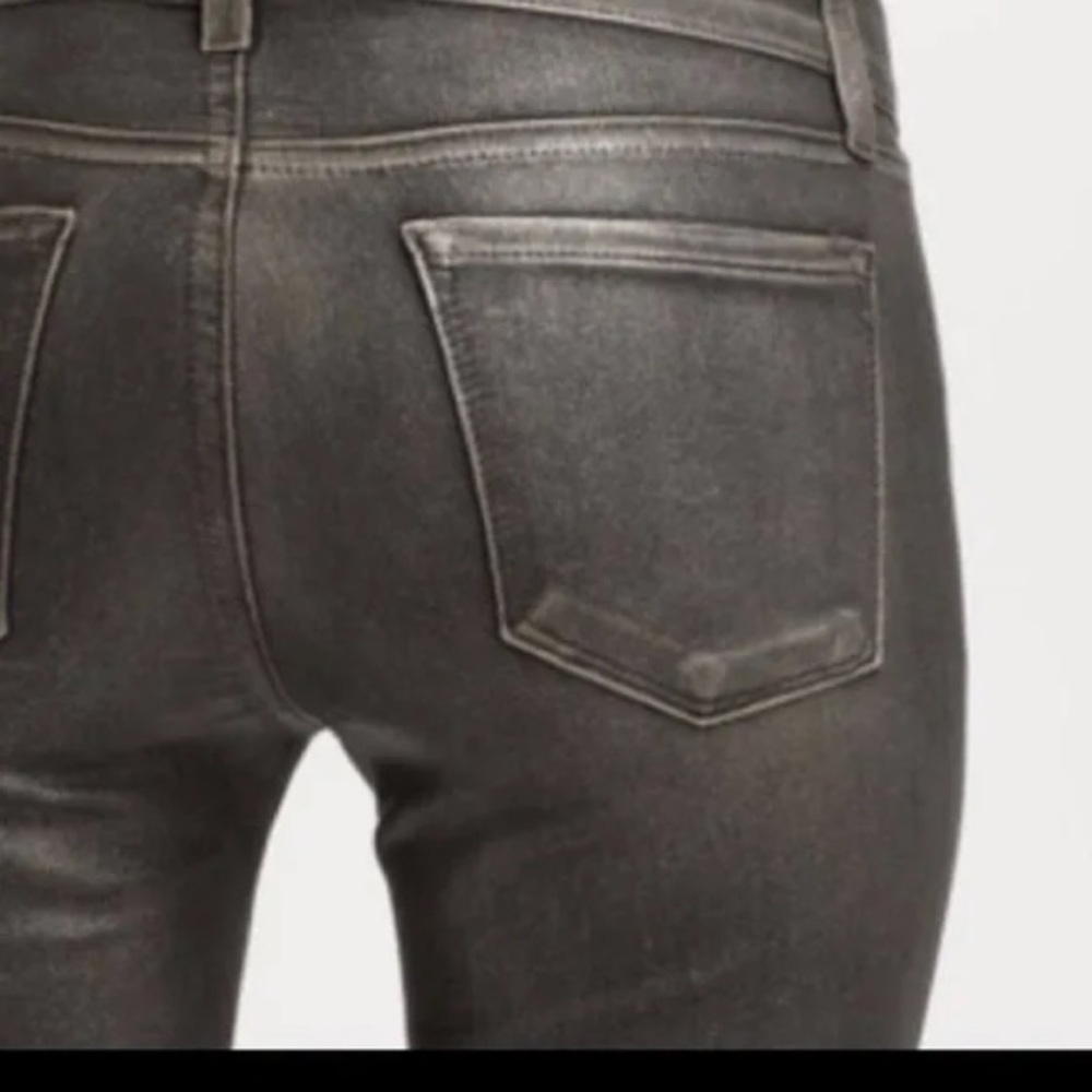 J. BRAND~  SLIM BOYFRIEND JEANS ~SZ26